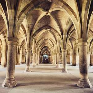 Explore Glasgow at your own speed with hop-on hop-off bus tours – Panoramic views, audio guides, and unlimited stops in 2025